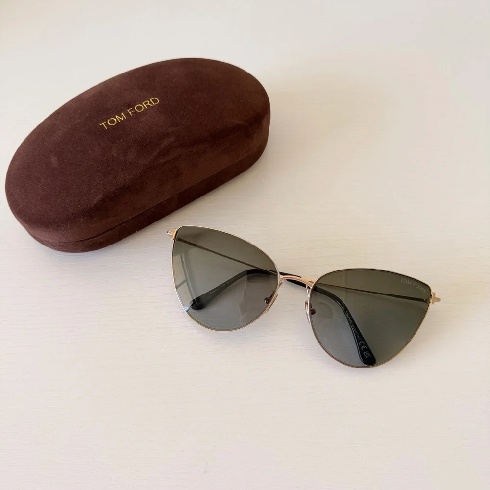 New! Tom Ford FT1005 28B Anais-02 Women Cat Eye Sunglasses in Gold Authentic
